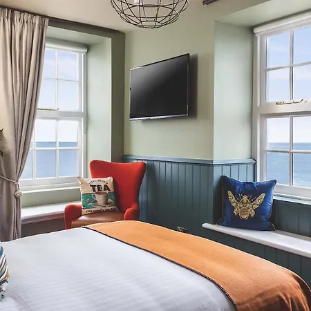 Rock Point Inn-2
